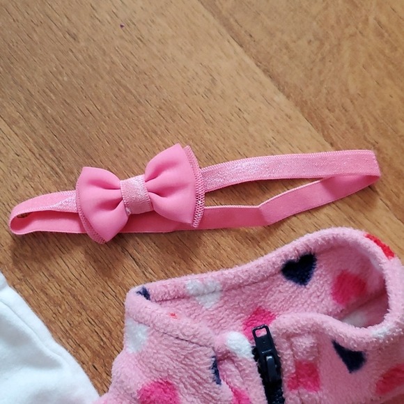 Carter's Girls 4 Piece Mix and Match Heart Outfit -Vest, onesie, Pants, Headband - Picture 3 of 14